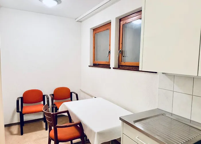 Ski-ferienwohnung Fuer Gruppen & Familien, Grueenistrasse 21, 7270 Davos Platz * Bolgen