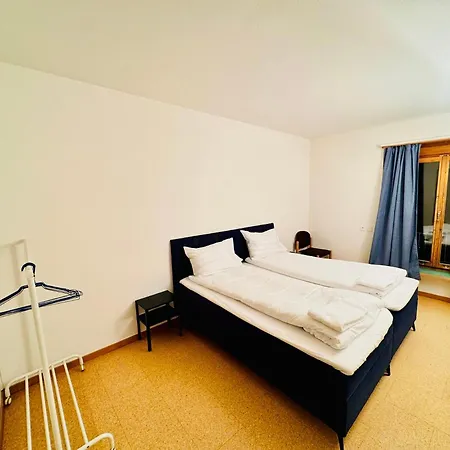 Апартаменты Ski-ferienwohnung Fuer Gruppen & Familien, Grueenistrasse 21, 7270 Davos Platz Bolgen